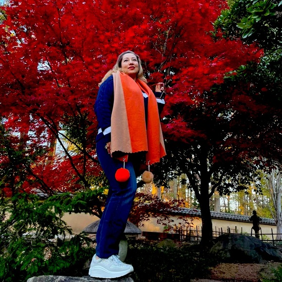 Meet your Posher, Sonia - Picture 1 of 1